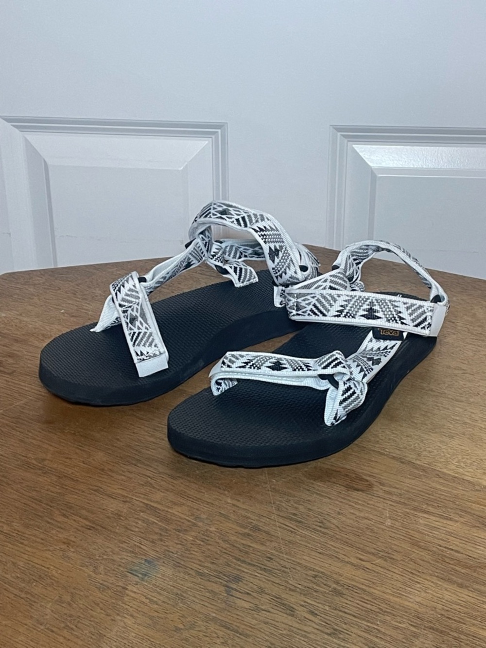 Teva Women's Black Footbed White Patterned Strap Sandals Size 8